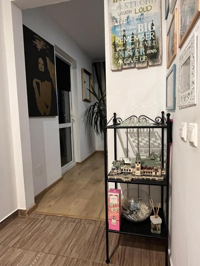 O Mansarda Intima :) - The Intimate Attic :) Apartment *