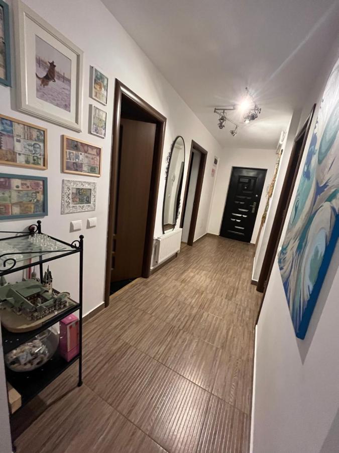 O Mansarda Intima :) - The Intimate Attic :) Apartment